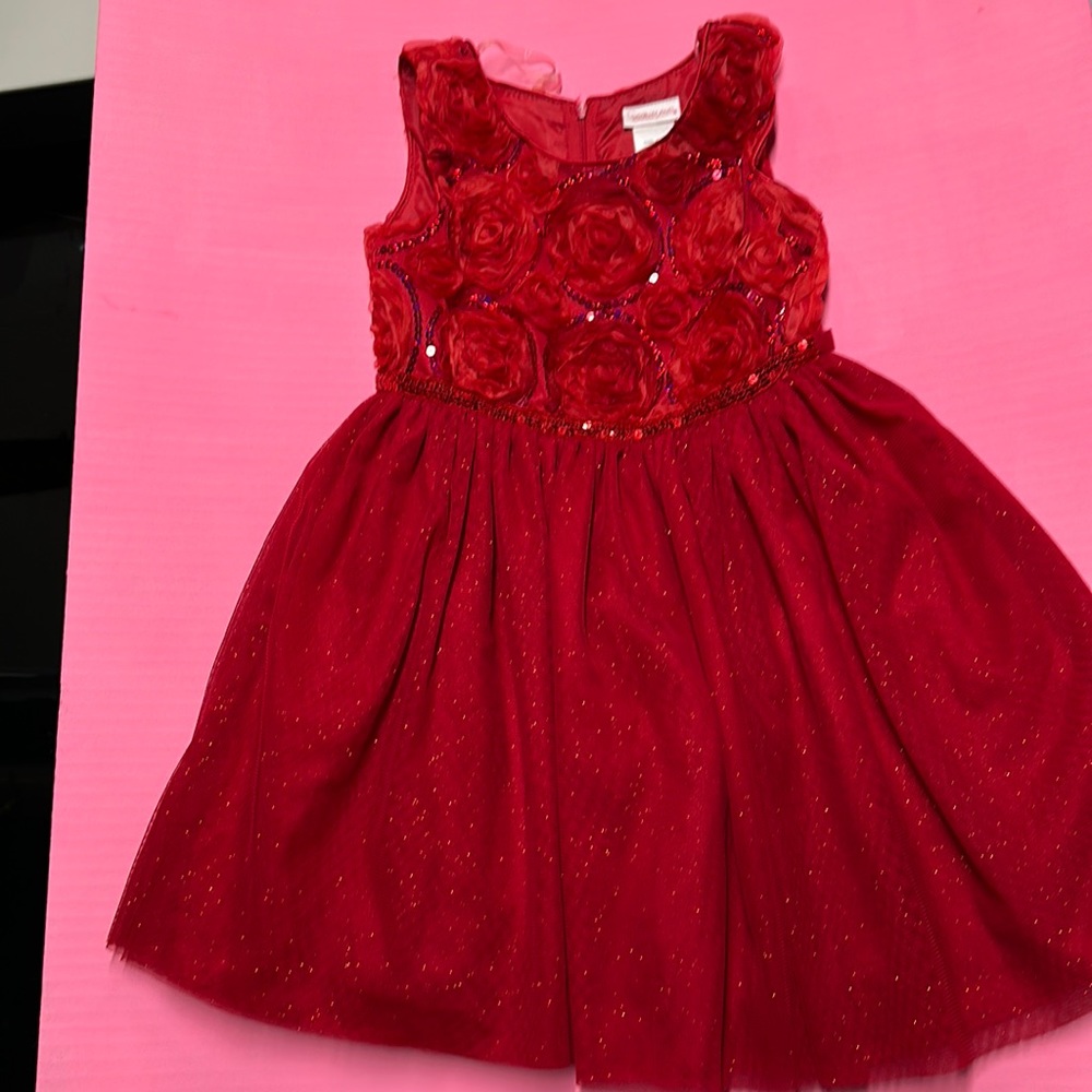 Red sequins dress